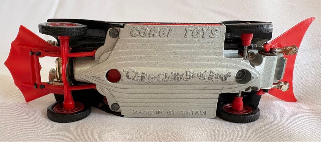 【希少・当時物】コーギー製 チキチキバンバン ミニカー ギミック稼働品