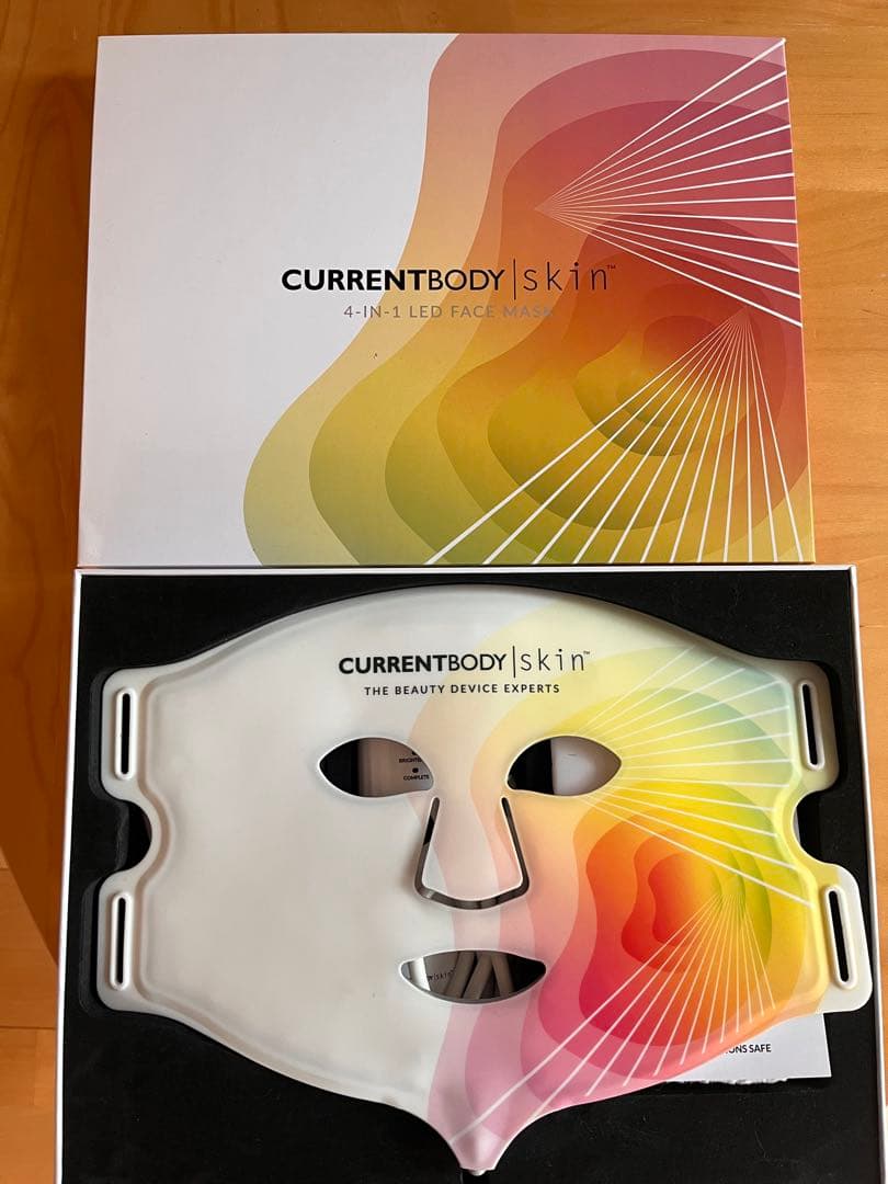 CURRENTBODY 4-in-1 LEDフェイスマスク