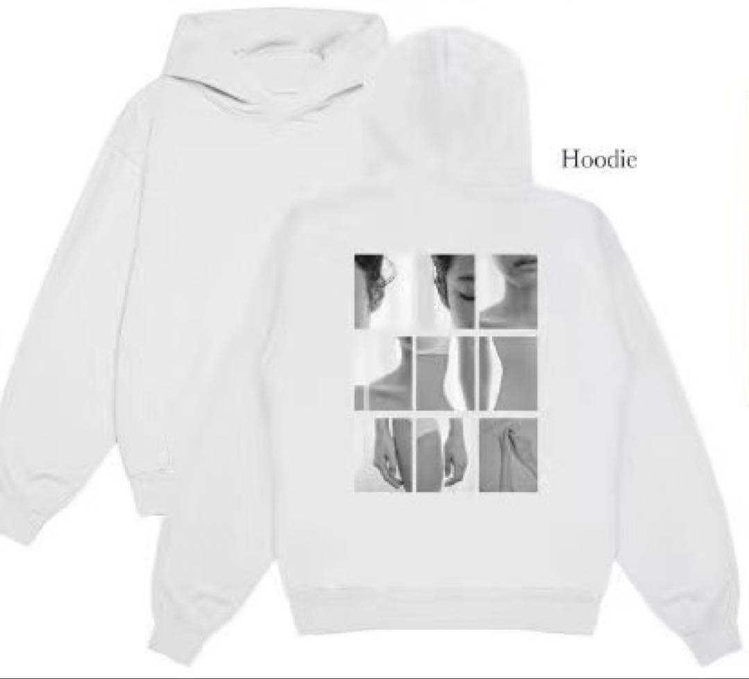 Jennie ポップアップ フーディ サイズs