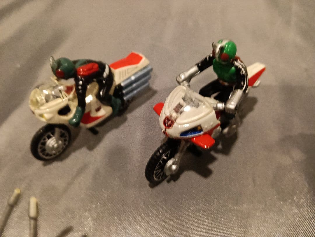 ホットウィール　仮面ライダー　バイクマシン　12台中古品セット