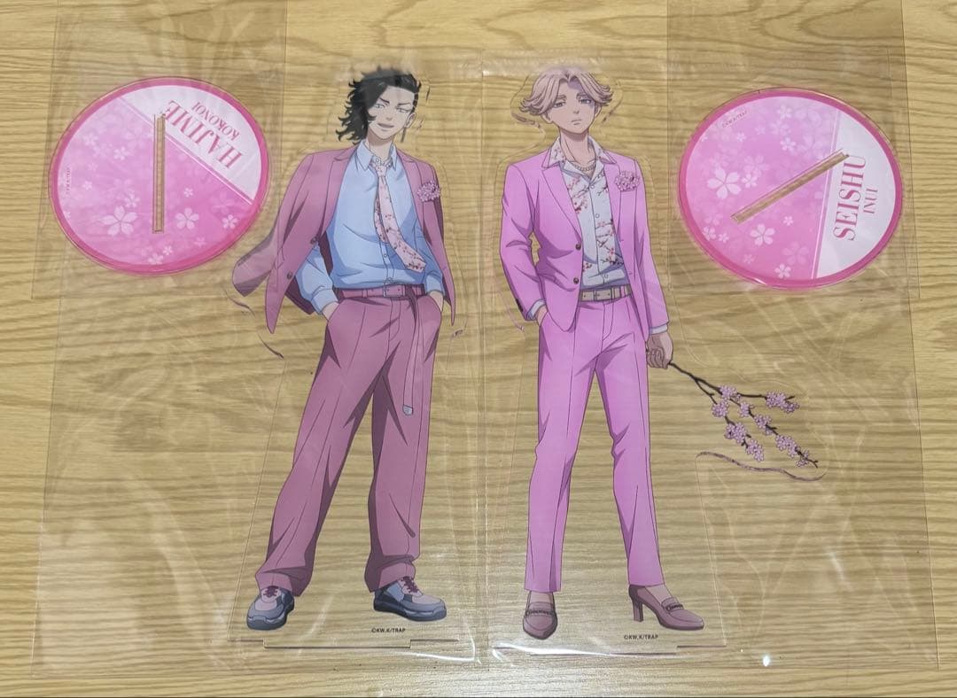 【まとめ売り】東京リベンジャーズ　BIGアクリルスタンド　乾青宗　九井一