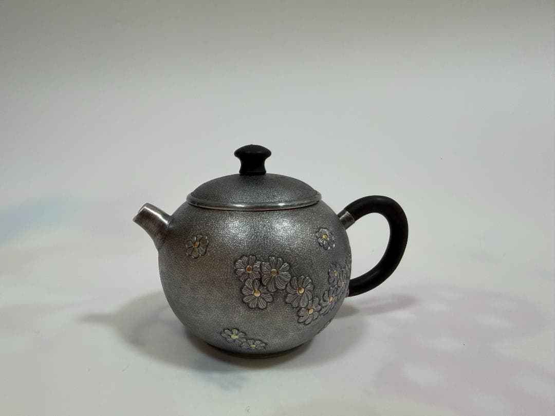 純銀製 菊文様 唐木手 急須 銀瓶 煎茶道具