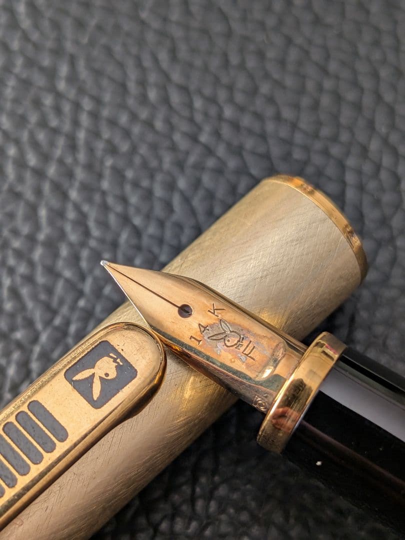 【美品】プラチナ万年筆　Playboy 14K 　細字（F)
