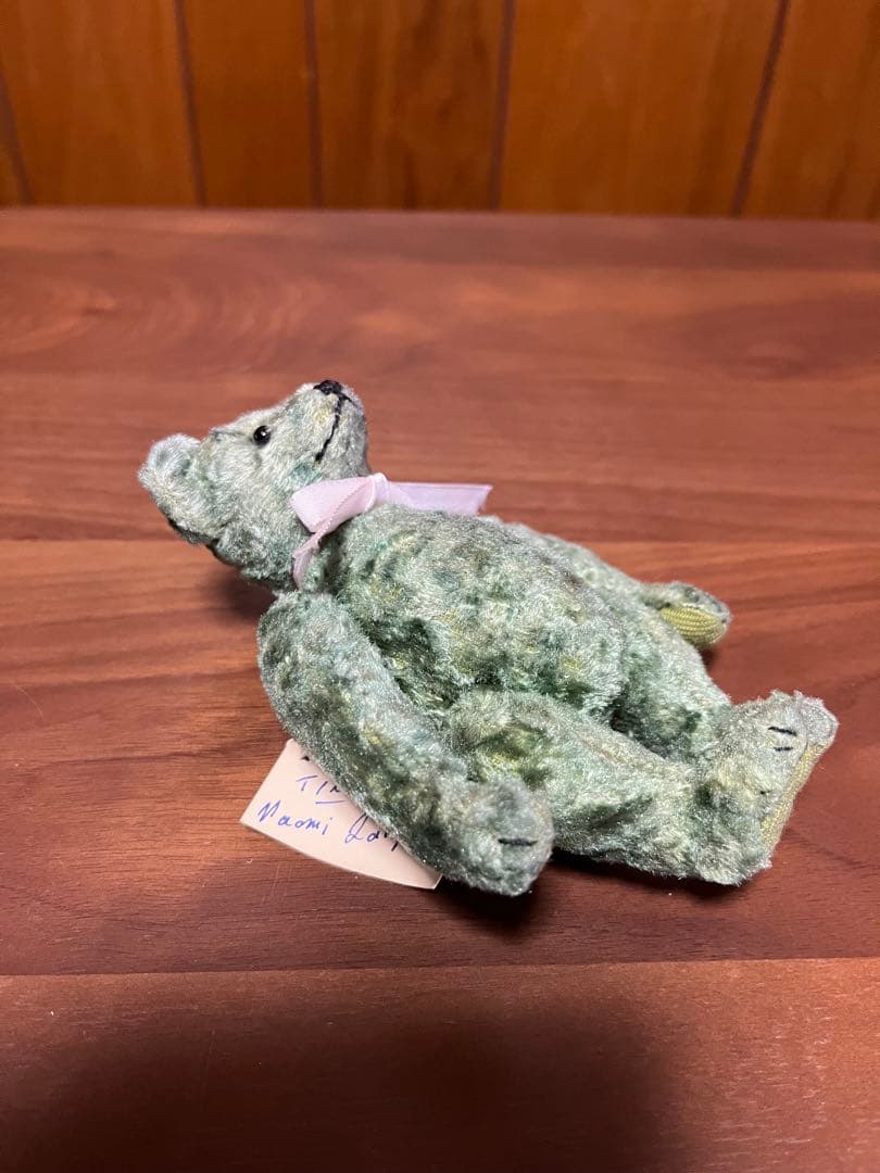 Naomi Laightナオミライトテディベア　くま