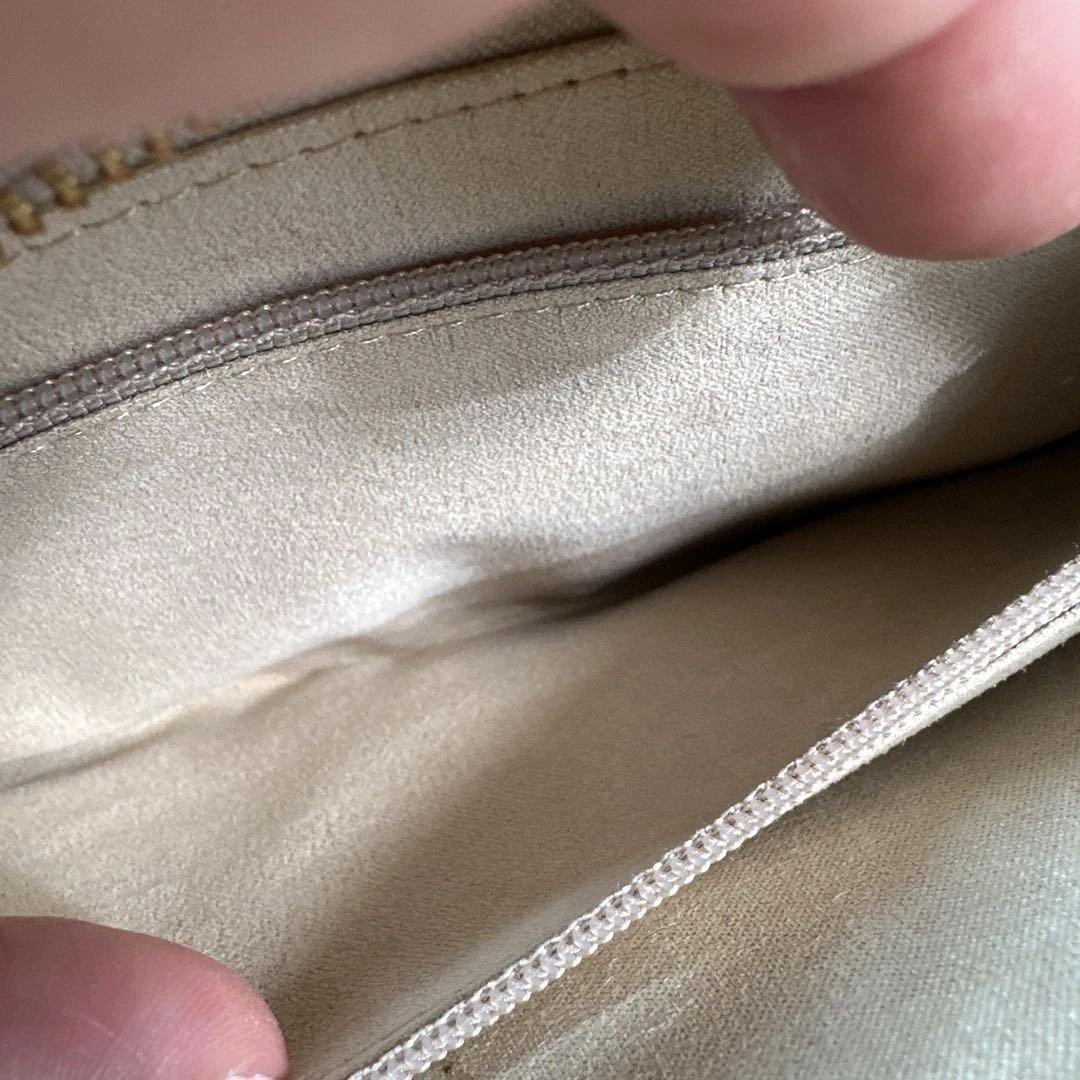 お値下げ美品　ATAO アミュレット お財布ショルダー 3wayパールグレージュ