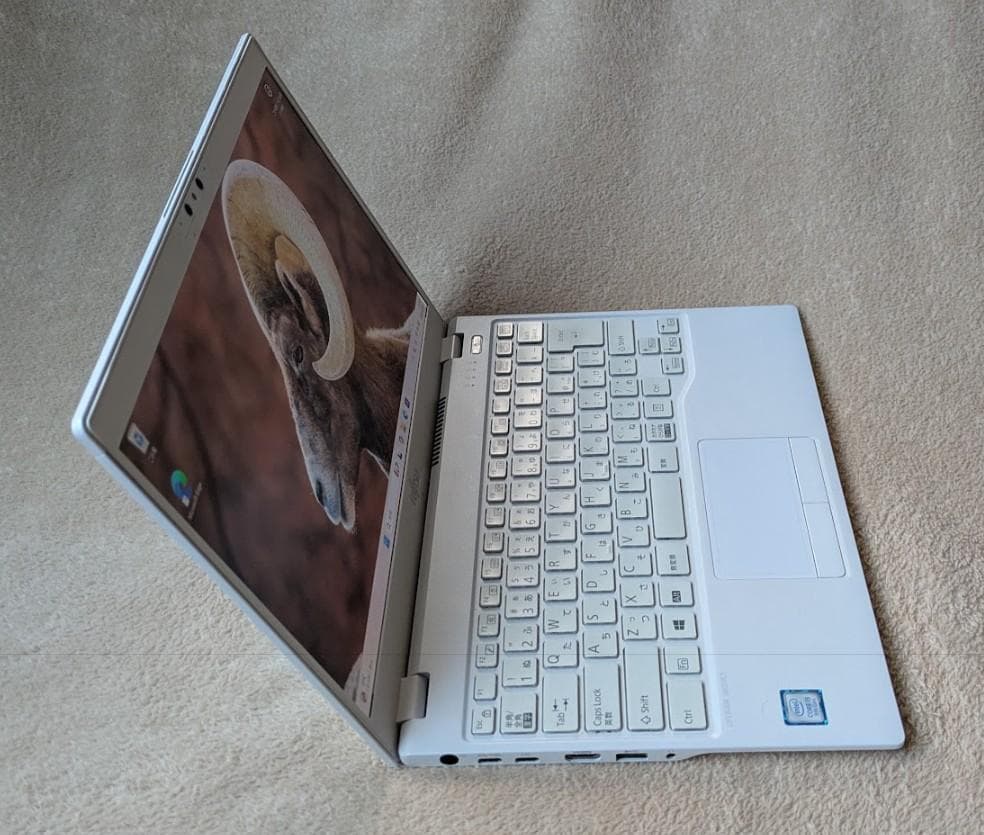 FMV LIFEBOOK【美品】