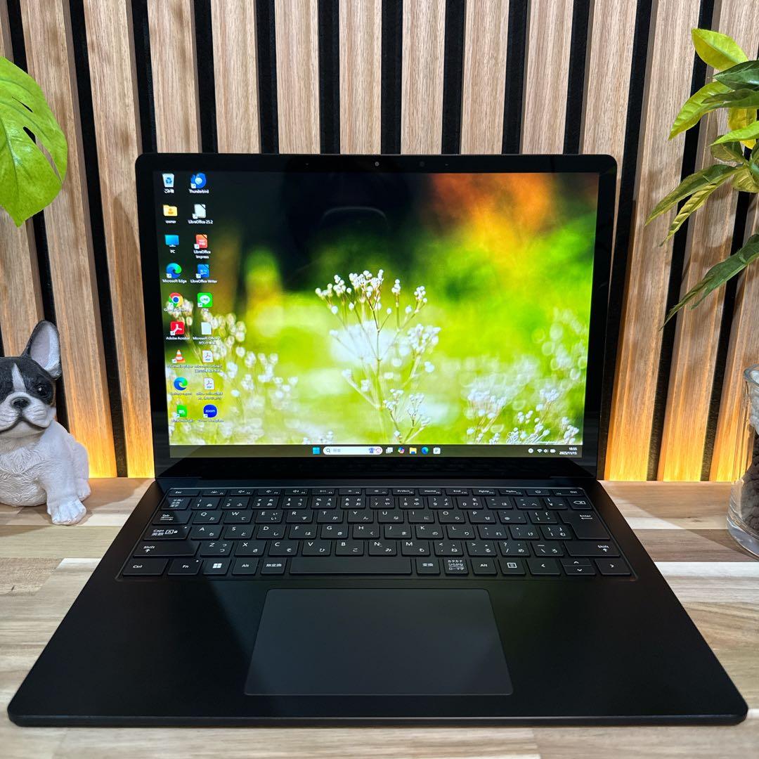 大人気‼️Surface Laptop 4☘ブラック☘最高峰i7☘ノートパソコン