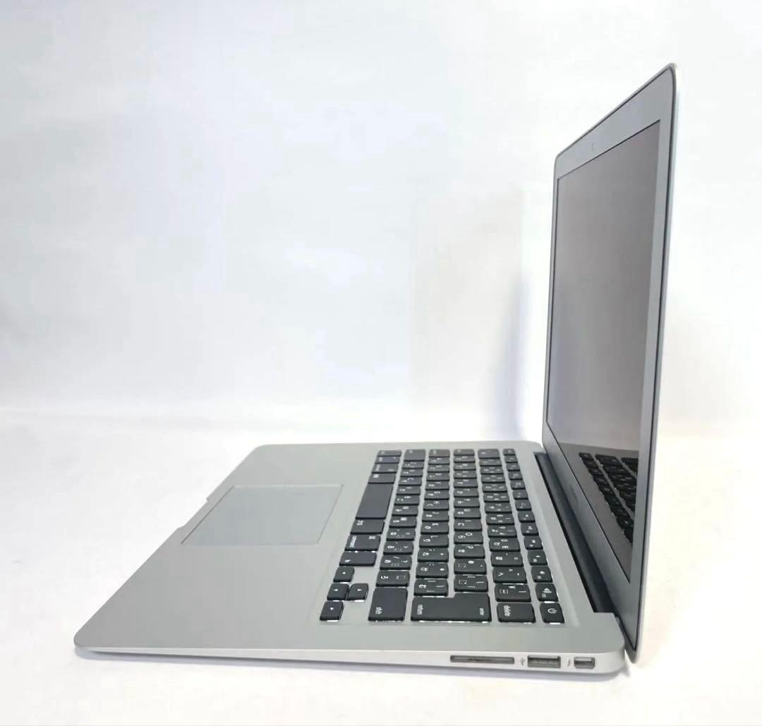 希少・光るロゴ　MacBook Air メモリ8GB SSD128GB 即使用可