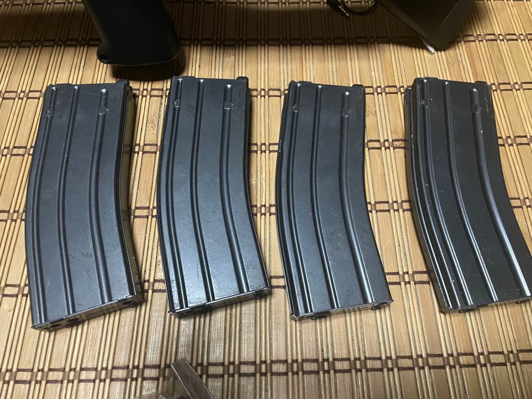 フ*。様 89式小銃 ガスブローバック 予備弾倉負い紐レプリカ替えパーツ付 カス