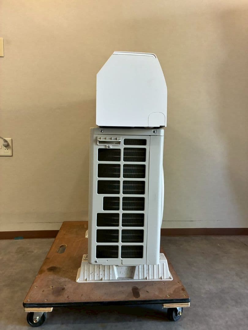 2070 ダイキン【S224ATES-W】2024年製 6畳 エアコン 中古