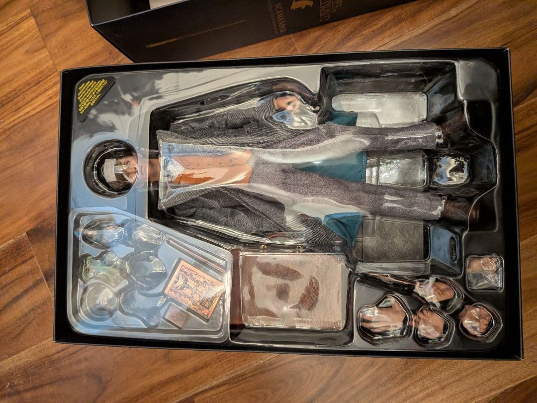 ホットトイズ　ニュートスキャマンダー　ファンタスティックビースト