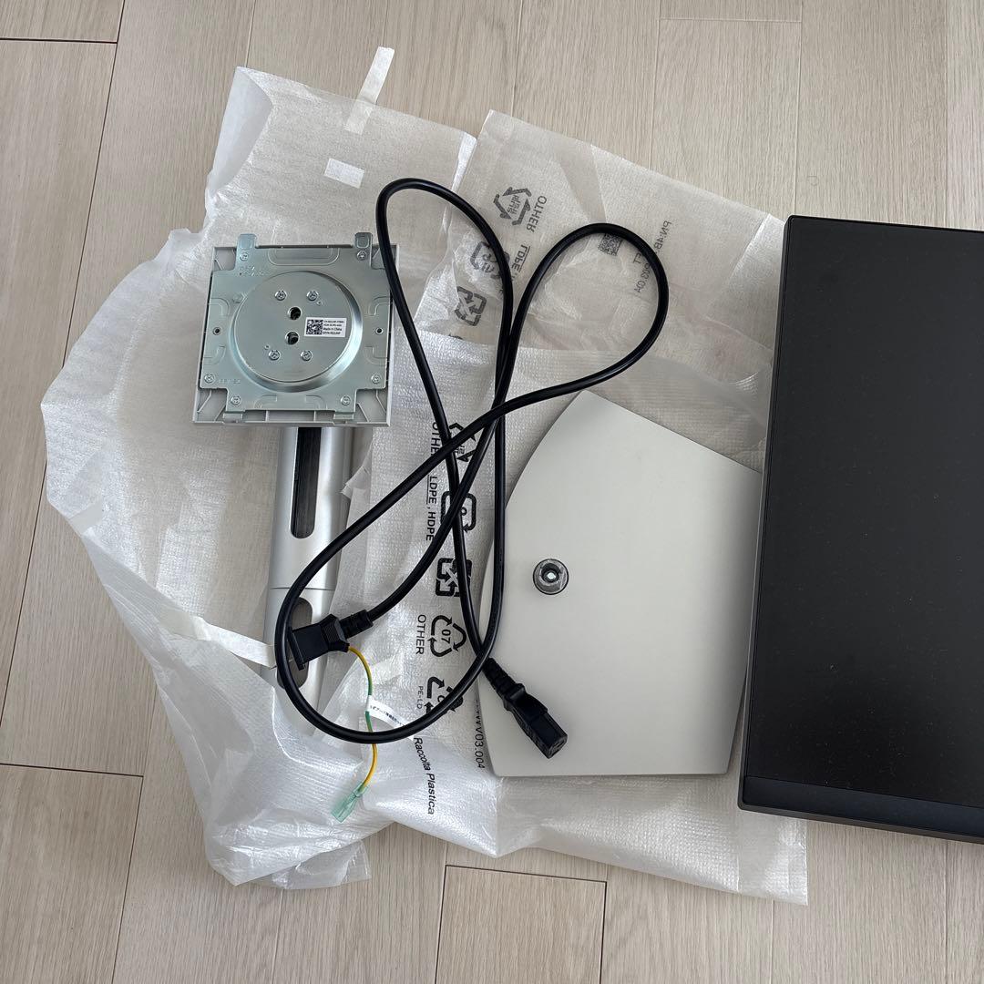 DELL 27インチ　4K S2721QS