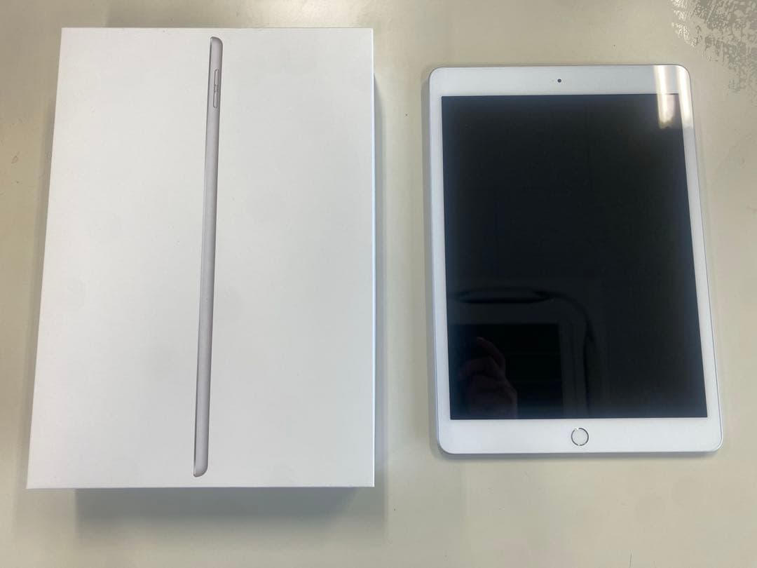 iPad 第7世代 WiFiモデル 32GB Wi-Fi タブレット アップル