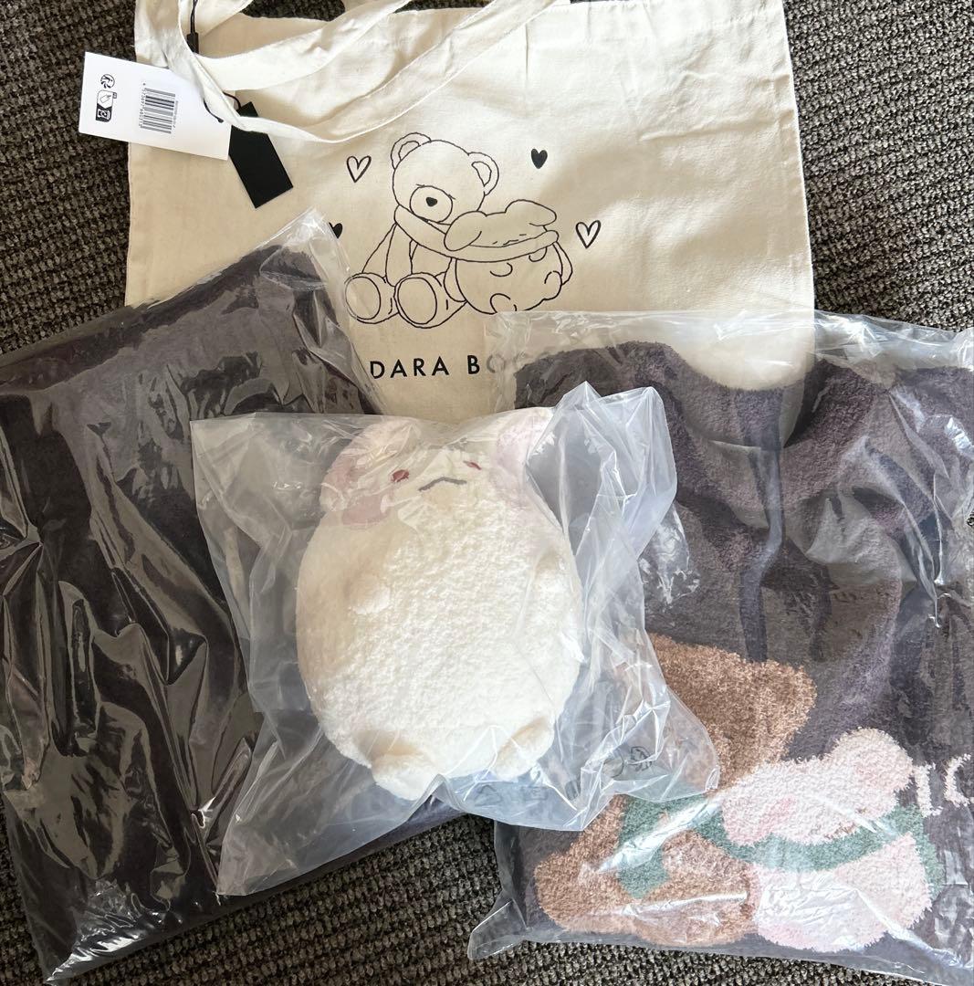 東京ディバンカー　ダークウィック　ラウンジウェアセット　ピカブー　ぬいぐるみ