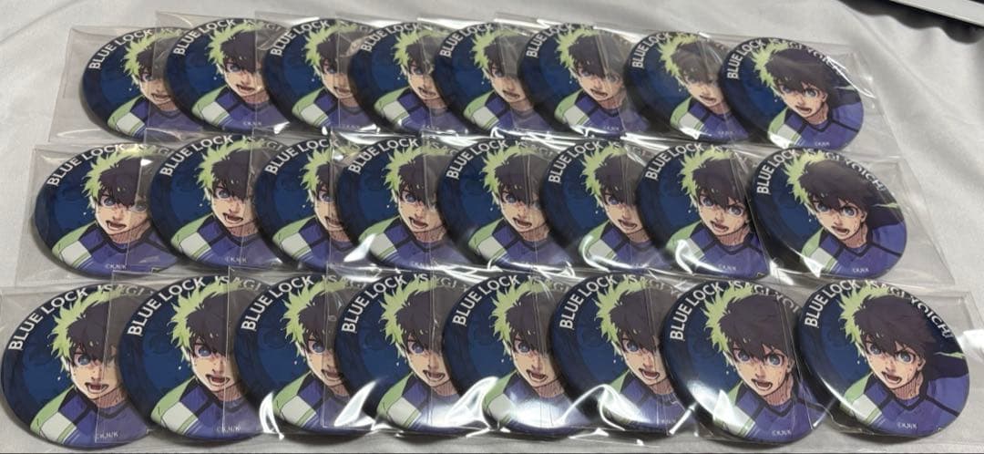 ブルーロック　伊勢丹　缶バッジ　書き下ろし缶バッジ　潔世一　42点　まとめ売り