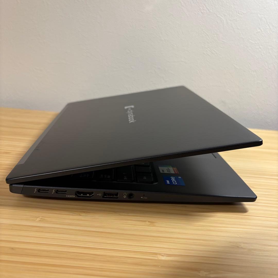 東芝 第12世代 i5-1235U FHD/8G/256G office2021
