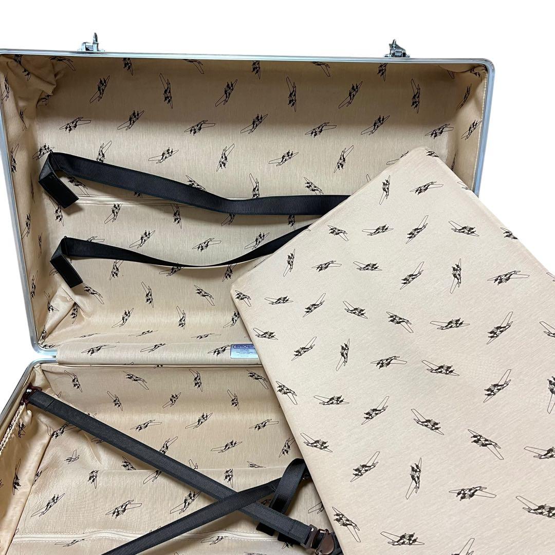 リモワ　クラシックフライト　キャリーケース　85L 4輪