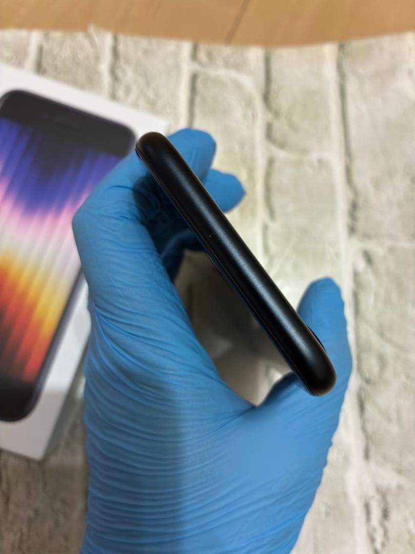 iPhoneSE3 本体128GB ブラック　修理交換歴無し