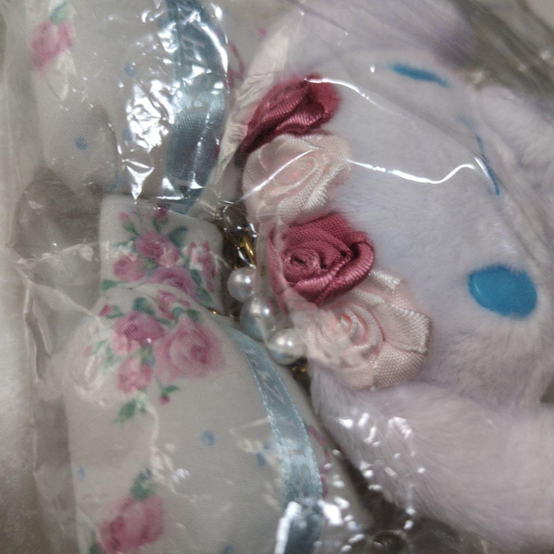 シナモロール　リズリサ　マスコットチャーム　新品未開封　2017年　サンリオ