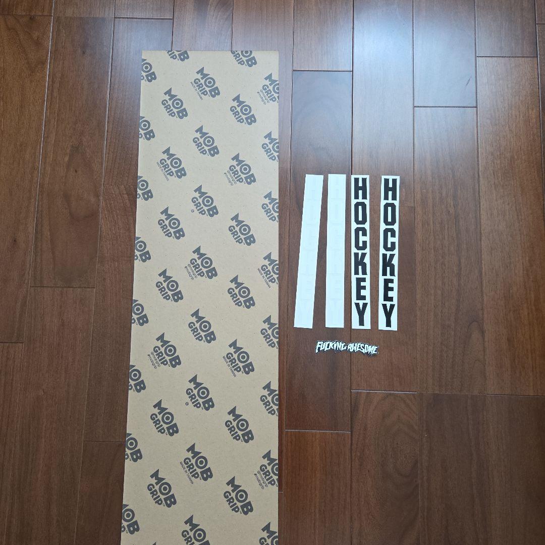 Fucking Awesome デッキ　8.38 新品　supreme