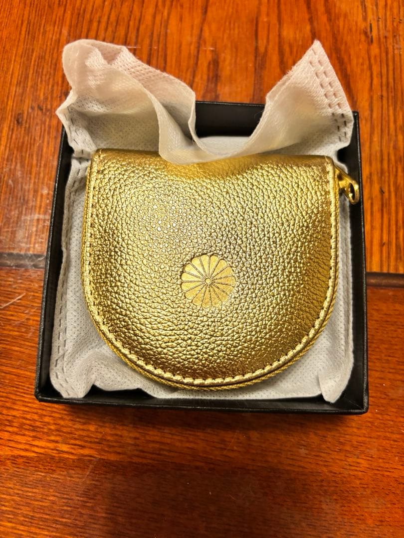 皇居財布 金色
