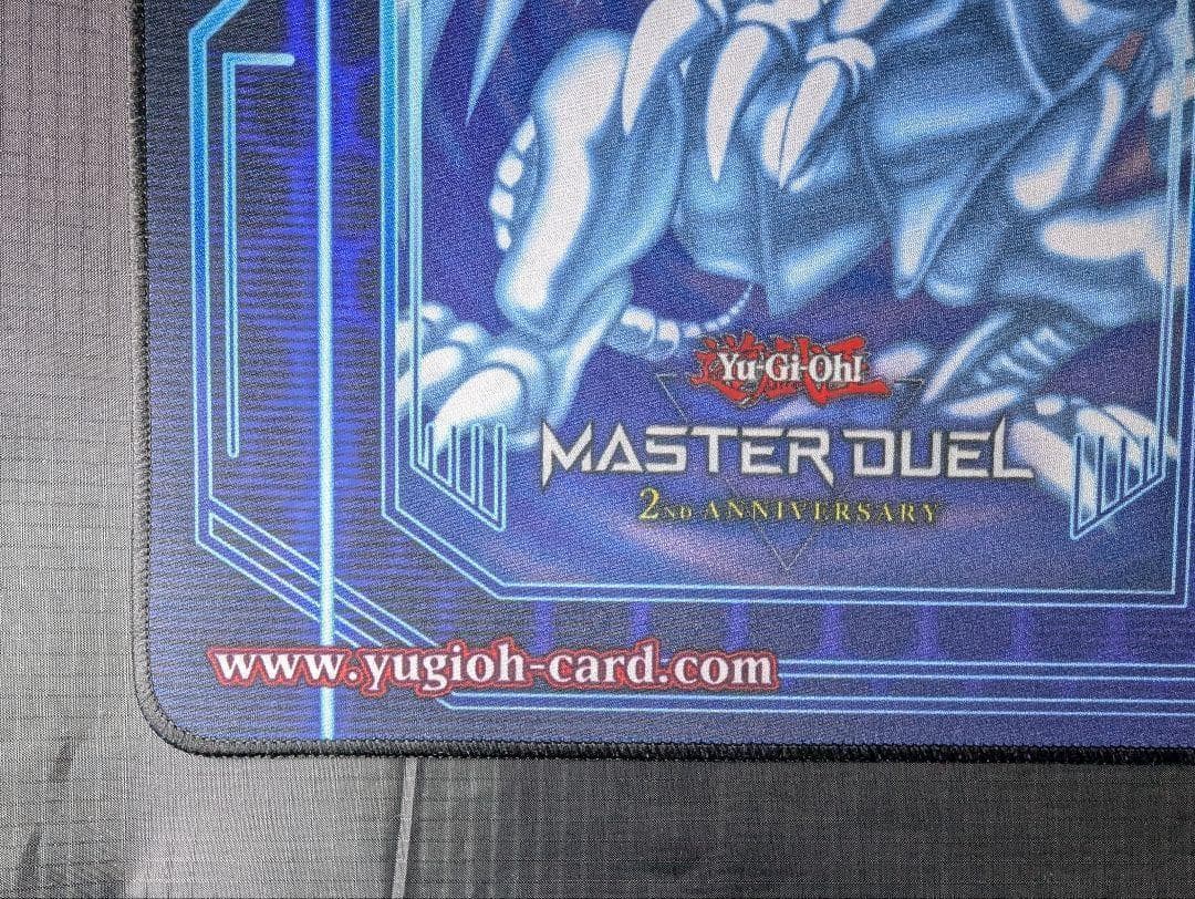 青眼の白龍 ブルーアイズ UDS MASTER DUEL プレイマット 遊戯王