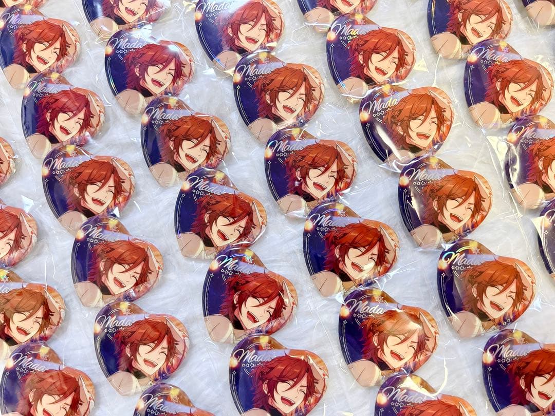 あんスタ 中国 ハート缶バッジ 心光印彩 三毛縞斑 88点