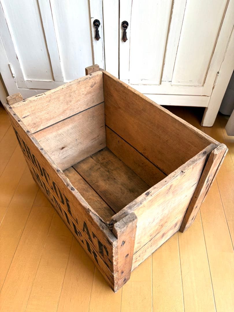 アンティーク　特大　ショコラムニエ　ウッドコンテナ　木箱　ボックス　ステンシル