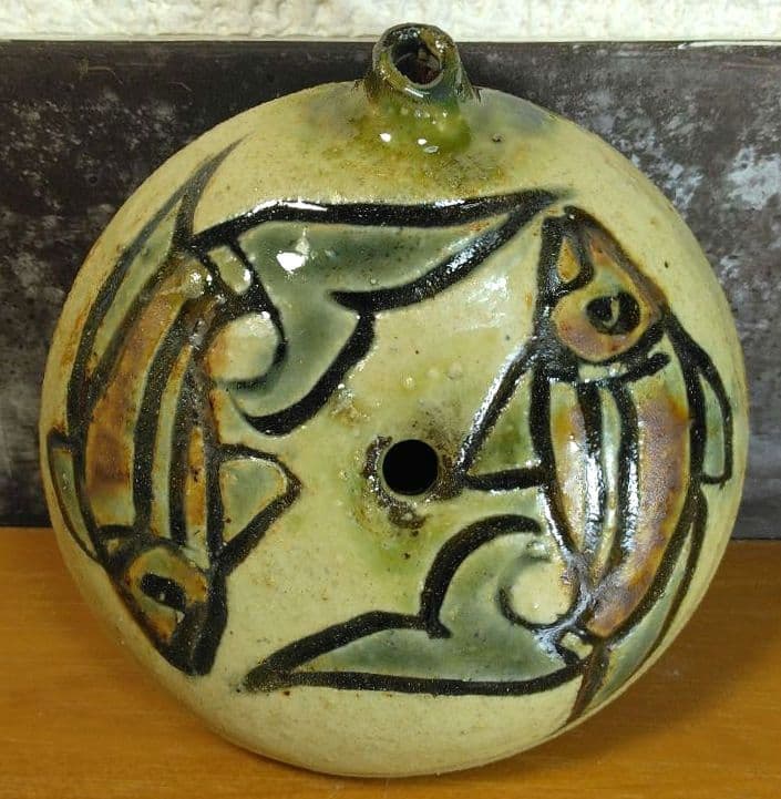 人間国宝 金城次郎 壷屋焼水滴 栞 共箱 美品 壺屋焼 やちむん 魚2匹