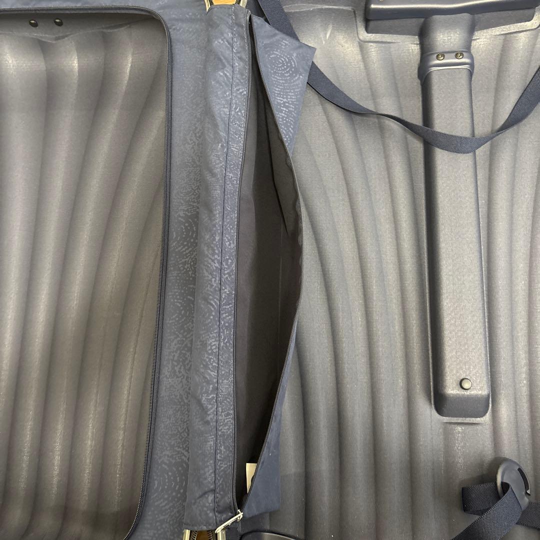 サムソナイトコスモライトスピナー75 旧式　シルバー色　たのメル便利用