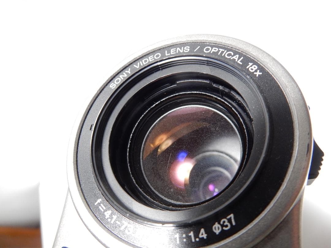 訳有り動作品　ソニーSONY ビデオカメラレコーダー CCD-TRV95