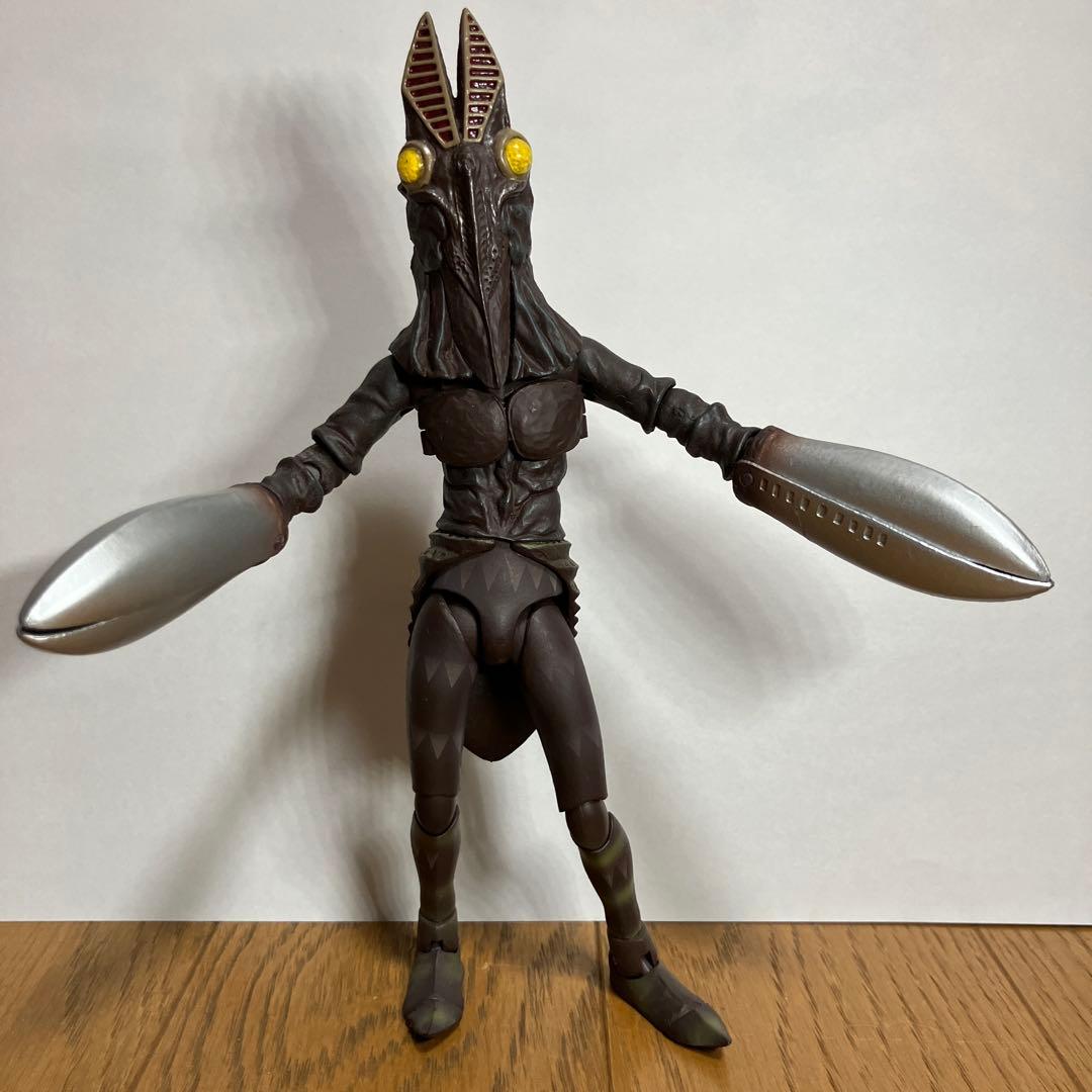 バルタン星人　バンダイ　ウルトラアクト