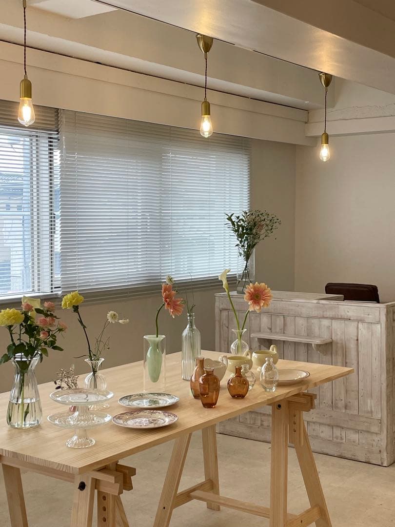 木製店舗什器 レジカウンター　ホワイトシャビー