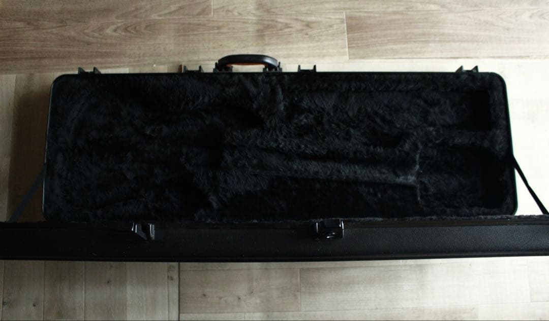 ベース Fender USA Deluxe JB V