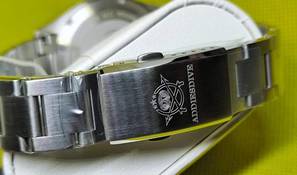 値下げ　addiesdive NH35搭載　シンプル　自動巻き ブラック