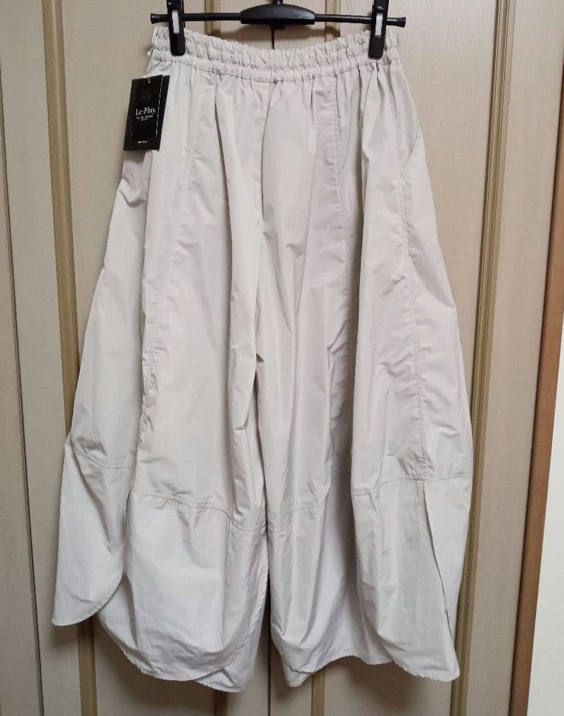 ♦【アコーレ】ベージュ サルエルパンツ 調整可能ウエスト¥15,000