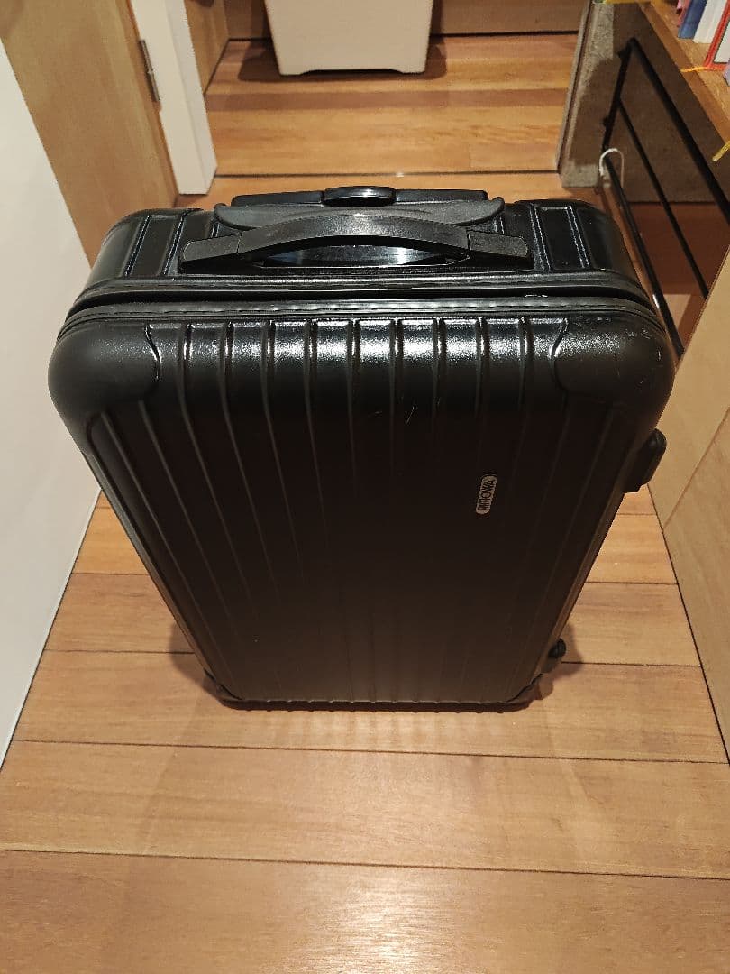 RIMOWA サルサ 黒 32l 33 35 機内持ち込みサイズリモワ