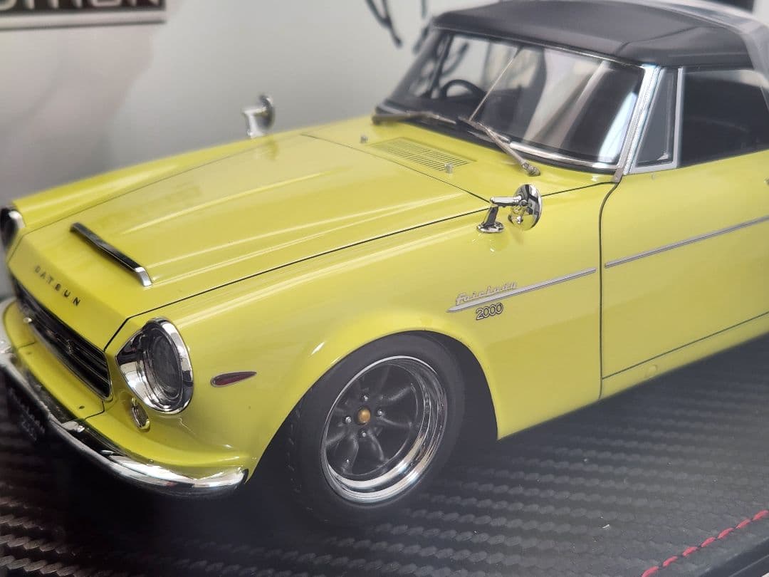 1/18ignition.model /Datsun　fairlady 2000