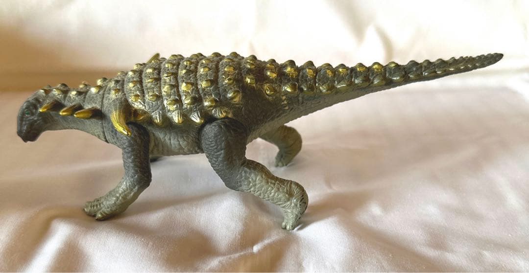 ビバリー 61-276 恐竜たちの地球　954P+フィギュア