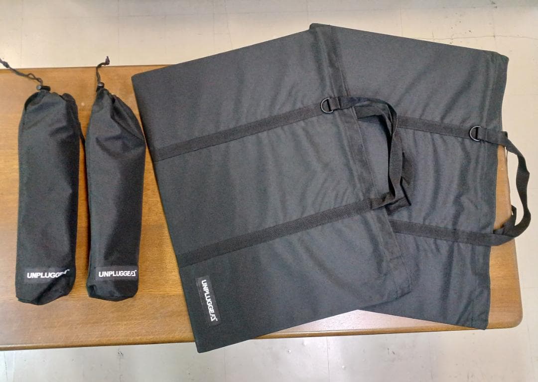 UNPLUGGED テーブル×２セット、ShineTrip天板＋コネクションバー