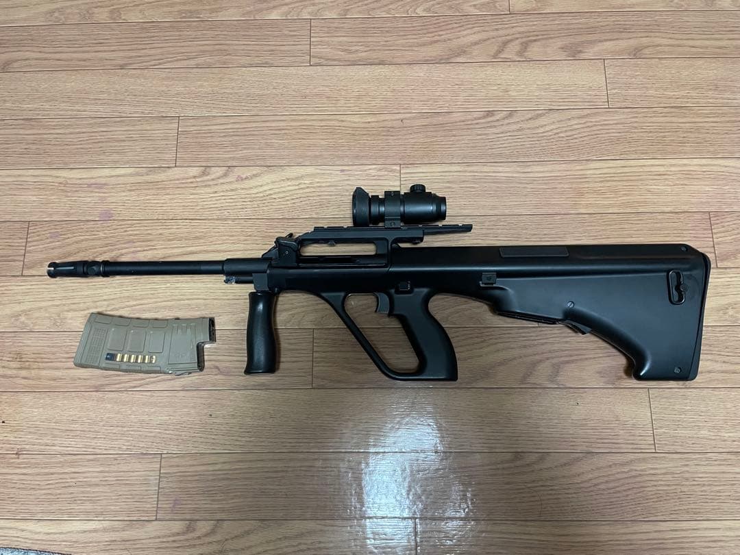 東京マルイ ステアーAUG