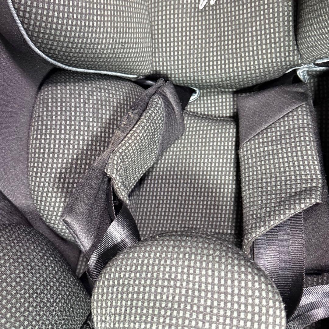 マムズキャリー　ターンレジェFIX グレー　ISOFIX 西松屋