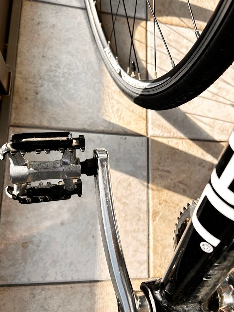 GARNEAU ブラック/ターコイズ ロードバイクジュニア用　24インチ