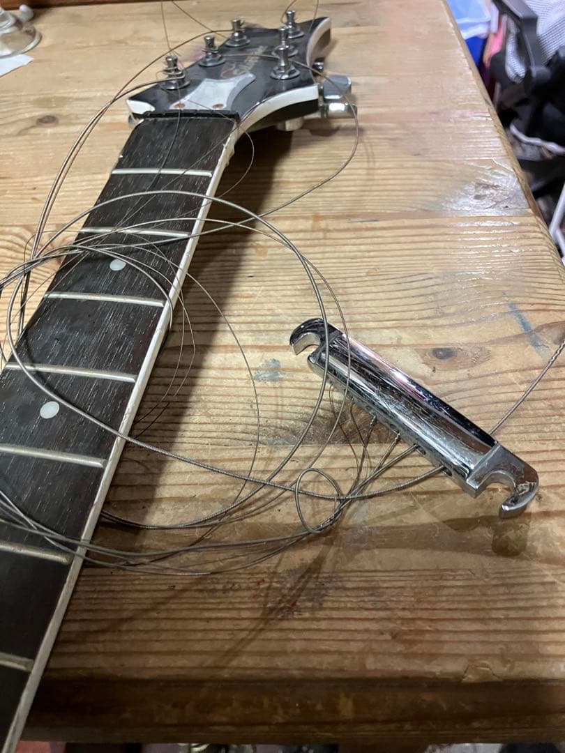 KISS キッス　ステージで破壊されたSilvertone エレキギター ネック