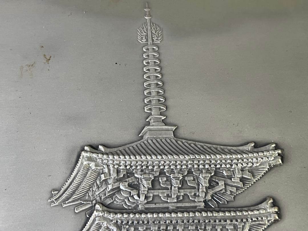 DT697 金工 仏教 六重塔 額飾