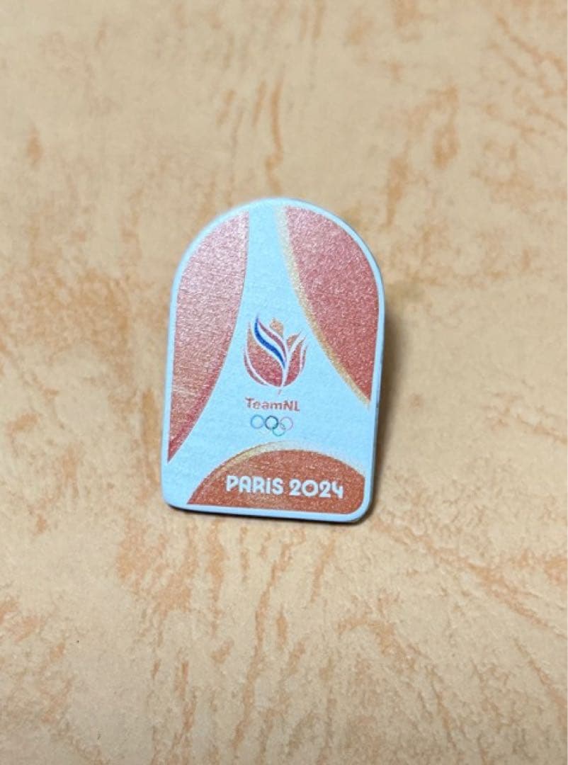 2024 パリオリンピック　オランダ　ピンバッチ