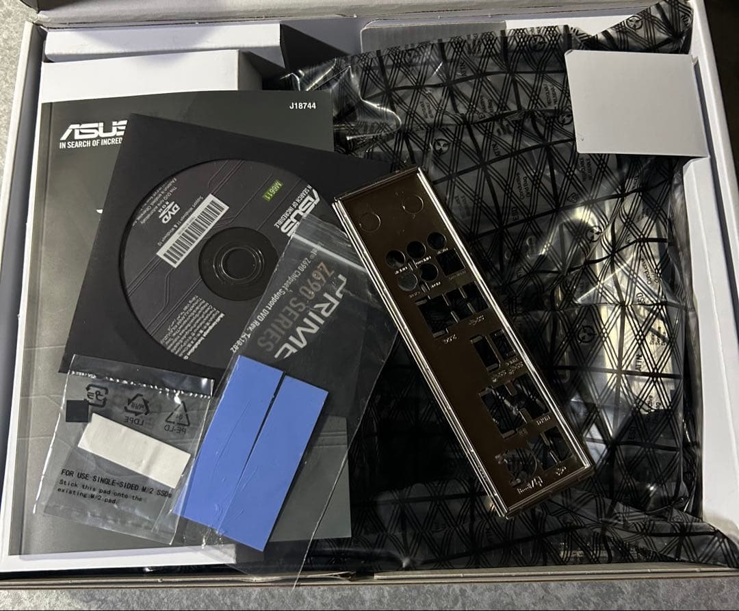 ASUS PRIME Z690-P D4 マザーボード　動作品　訳あり