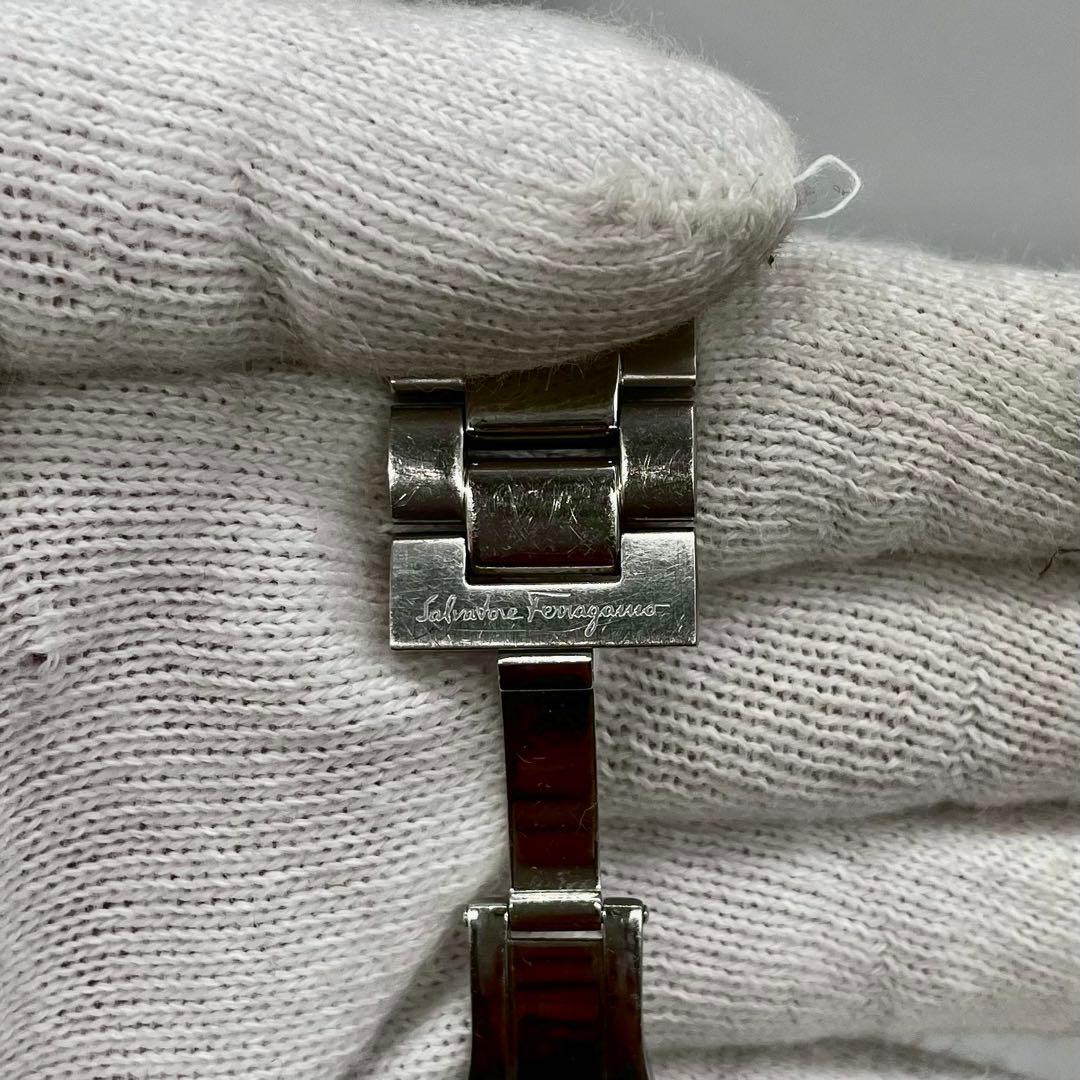 稼動品✨️Salvatore Ferragamo 腕時計 クロノグラフ デイト
