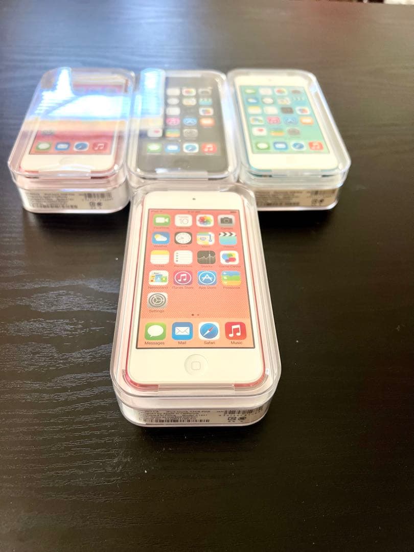 新品未開封！Apple iPod touch 16GB ブルー　第5世代