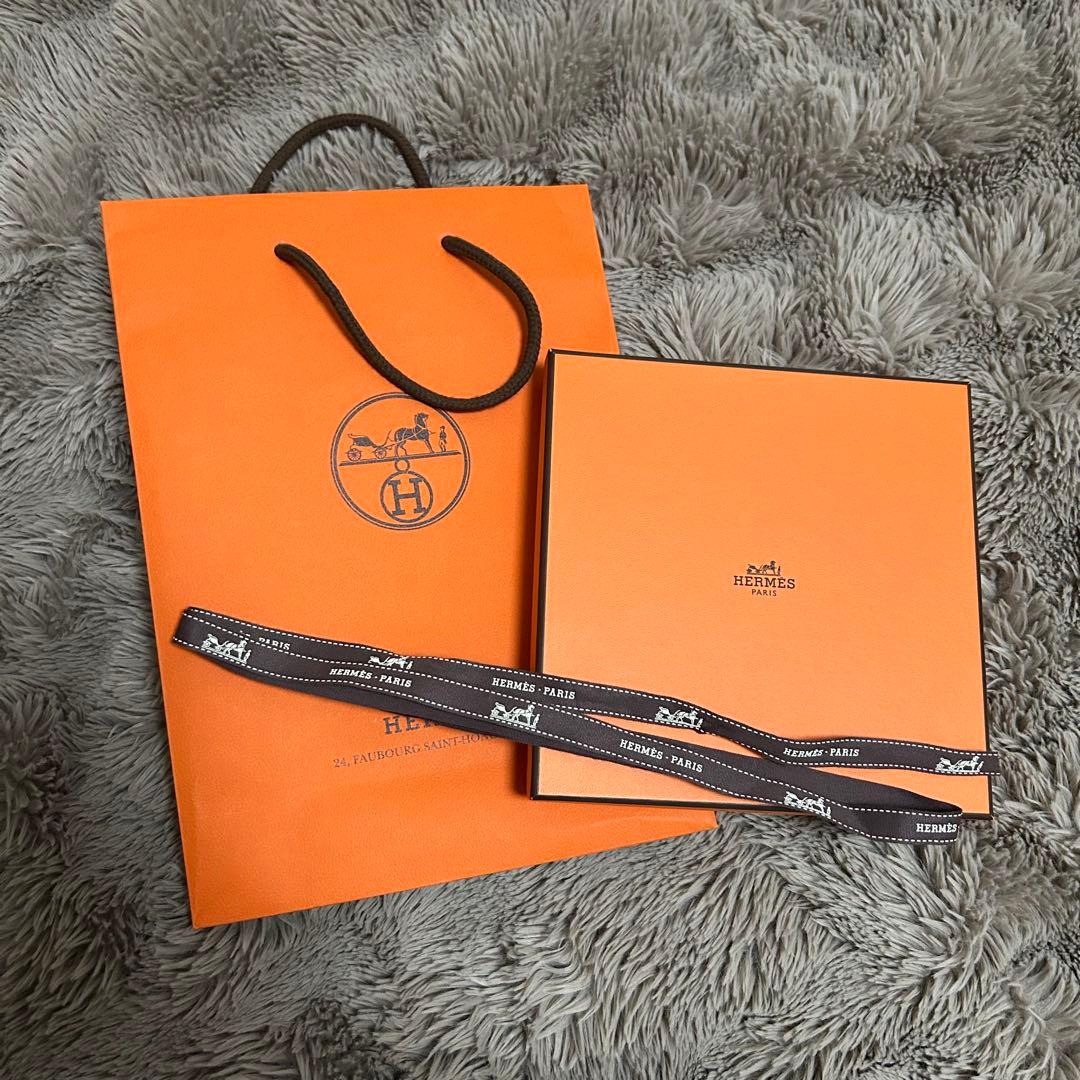 HERMES ハンドタオル　水色